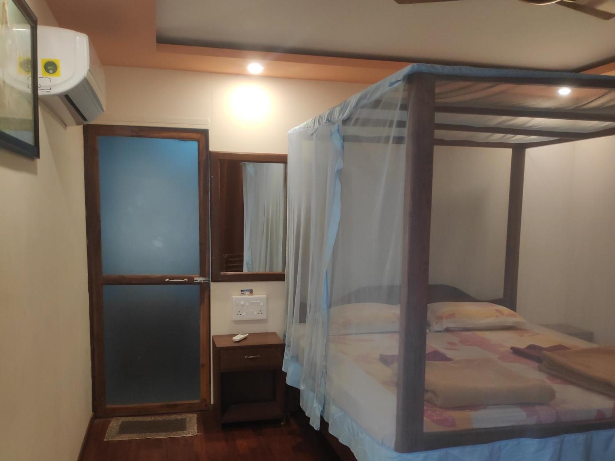 Sea Front Beach Huts Patnem Beach Номер фото